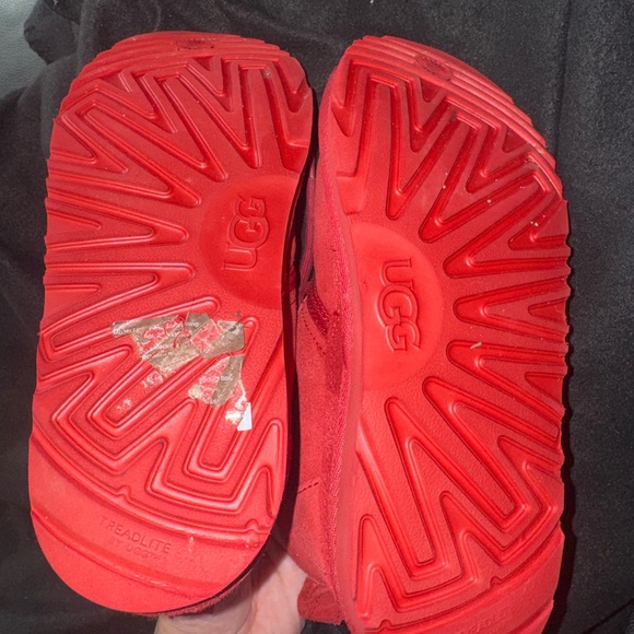 UGG Neumel II boots in Samba Red suede - Picture 6 of 7